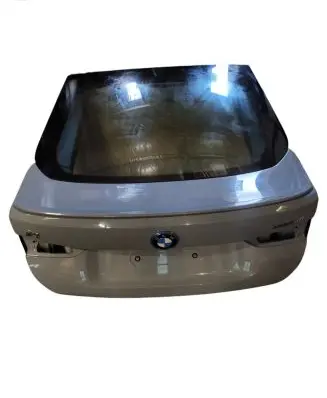 BMW i4 Tailgate/trunk/boot lid