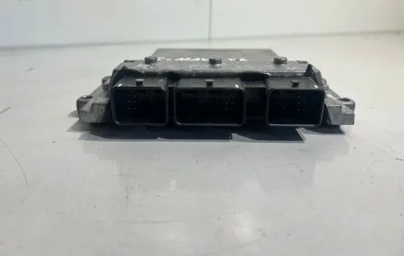 Ford S-MAX Engine control unit/module 6G9112A650FG