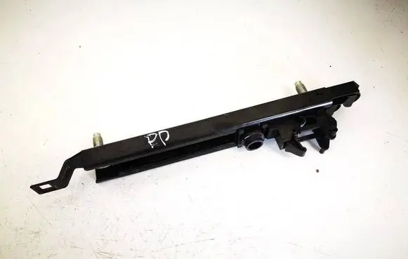 Opel Vectra C Seat belt adjustment rail 