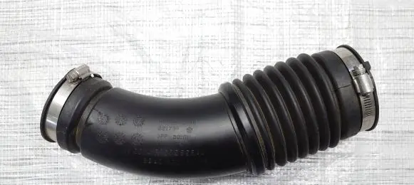 Jeep Grand Cherokee Air intake hose/pipe 68088249