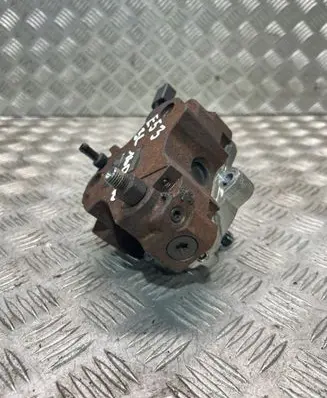 Fuel injection high pressure pump