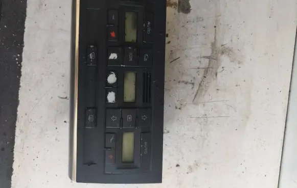 Audi A4 S4 B6 8E 8H Climate control unit 8E0820043 0247139