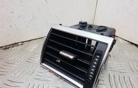 Audi A8 S8 D3 4E Dash center air vent grill 4E0820952