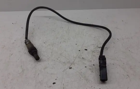 Volkswagen Touran II Lambda probe sensor 03L906262A
