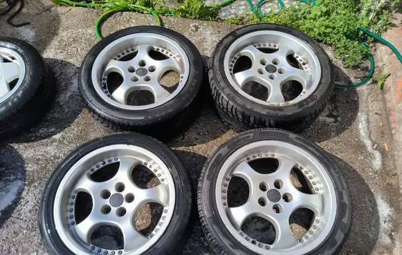 Audi 80 90 S2 B4 R17 alloy rim 6180735