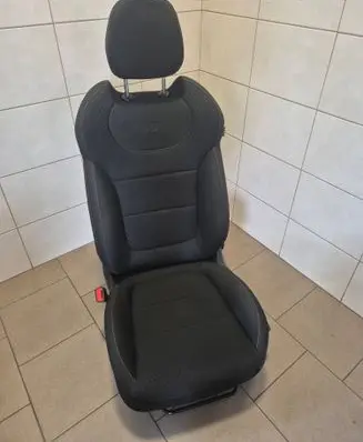 Hyundai i30 fastback Front driver seat