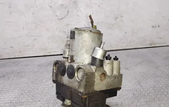 Audi A6 S6 C4 4A ABS Pump 0265214002U 8D0814111