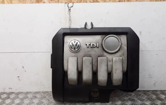 Volkswagen Touran I Engine cover (trim) 03G103925
