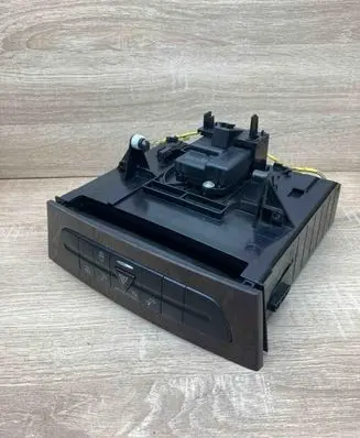 Mercedes-Benz E W211 Hazard light switch A2116800552
