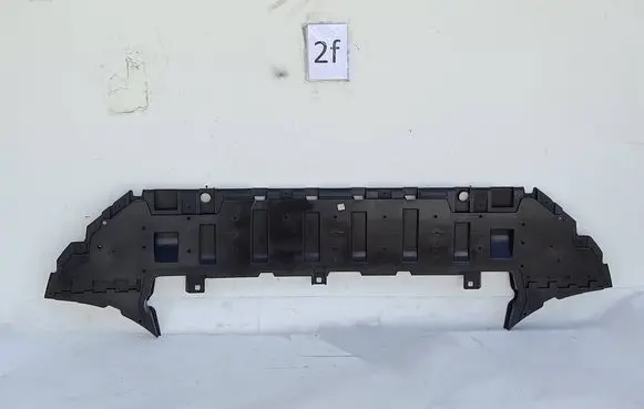 Volvo XC90 Front bumper skid plate/under tray 31353372 BP3ED