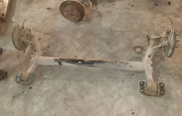 Opel Astra J Rear axle beam 