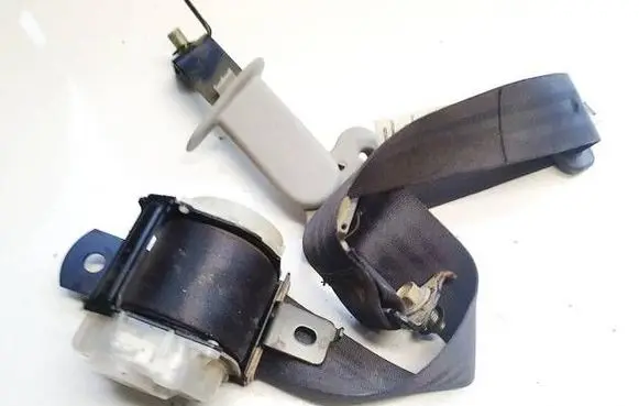 Honda FR-V Front seatbelt 934179