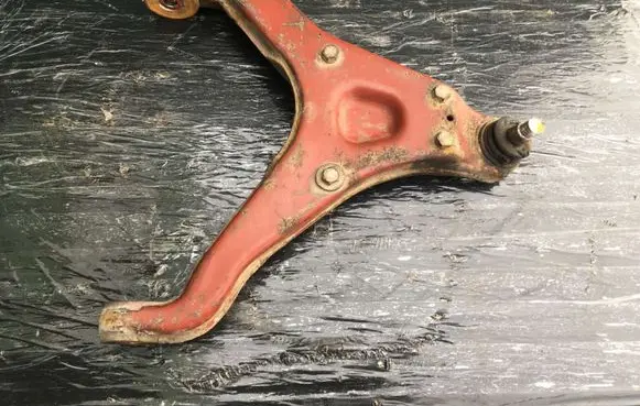 Iveco Daily 35 - 40.10 Front lower control arm/wishbone 500334487