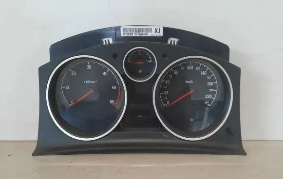 Opel Zafira B Speedometer (instrument cluster) 13225988