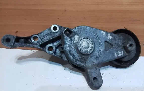 Seat Toledo II (1M) Generator/alternator belt tensioner 038903315C