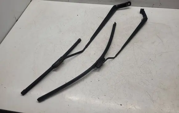 Toyota Corolla Verso E121 Windshield/front glass wiper blade 