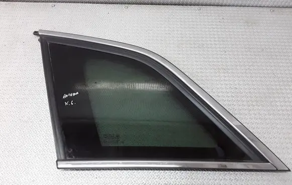 Opel Antara Rear side window