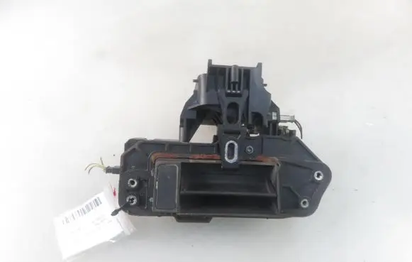 Mercedes-Benz E AMG W211 Rear door exterior handle/bracket 