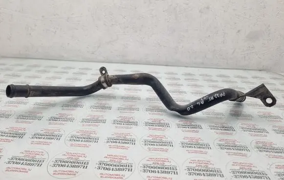 Volkswagen PASSAT B6 Engine coolant pipe/hose 03G121151T
