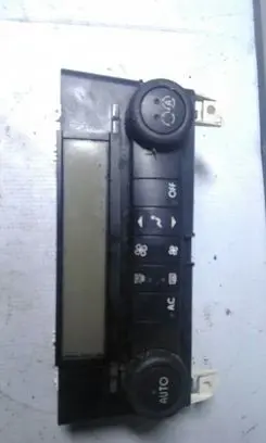 Renault Laguna II Climate control unit 8200181132
