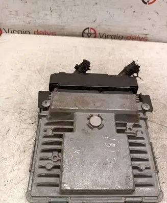 Seat Ibiza IV (6J,6P) Engine control unit/module 03F906070 6q0907500c