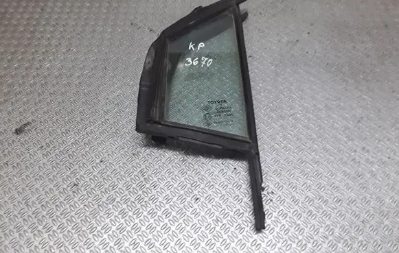 Toyota Yaris Front door vent window glass four-door 