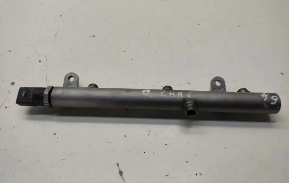 Chrysler 300 - 300C Fuel main line pipe A6420700695 A0041536728 0281092504