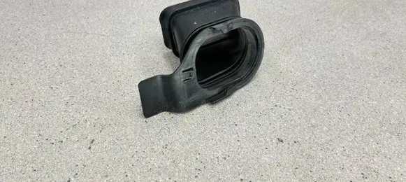 BMW M5 Air intake duct part 7843294