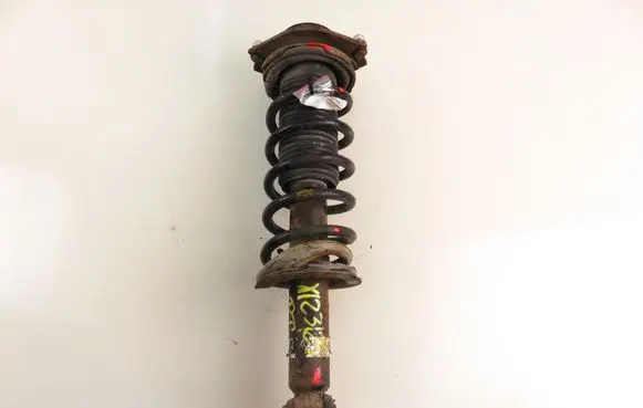 Subaru Impreza III Rear shock absorber with coil spring 