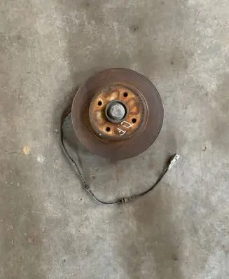 Peugeot 3008 I Rear wheel hub 