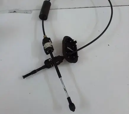 Opel Insignia A Gear shift cable linkage 22784018 8JB13305D