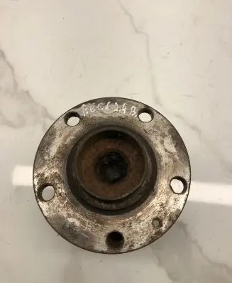 Audi A6 S6 C6 4F Rear wheel hub