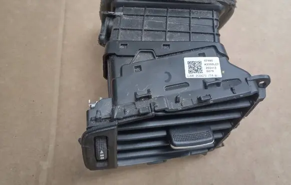 KIA Ceed Dashboard side air vent grill/cover trim 97480A2200