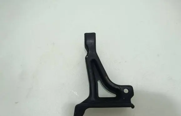Audi A6 S6 C6 4F Fuel pump bracket 059130163C