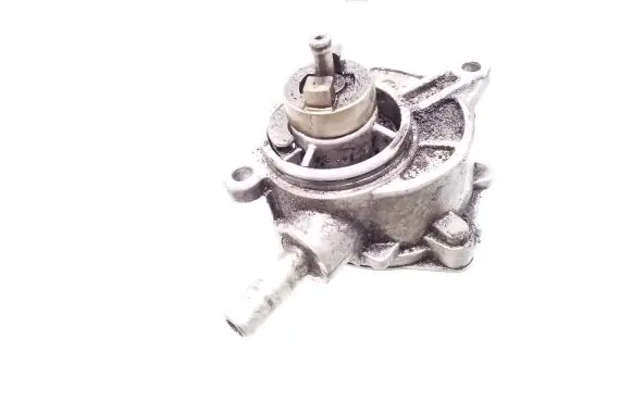 Mercedes-Benz E W211 Vacuum pump A6462300465