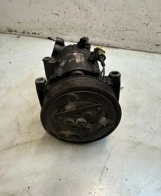 Peugeot 207 Air conditioning (A/C) compressor (pump) 9659875780