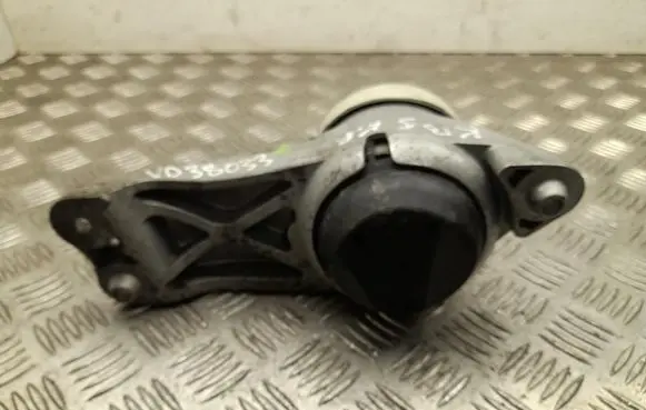 Engine mount bracket