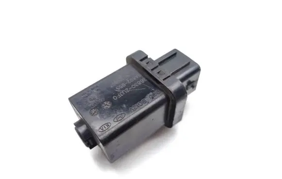 Glow plug pre-heat relay
