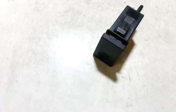 Windscreen/window heater switch