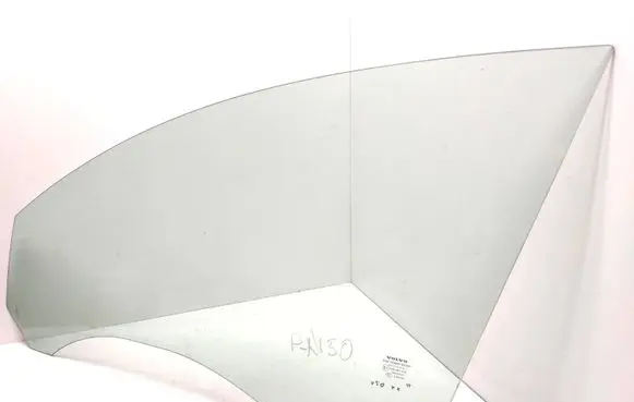 Volvo V50 Front door window glass four-door 43R001105 E000186 DOT57M20AS2