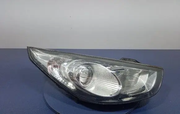 Hyundai ix35 Headlight/headlamp 92102-2Y