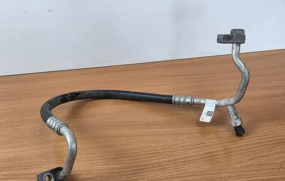 Ford Focus Air conditioning (A/C) pipe/hose JX6119N601LB 18101903AP