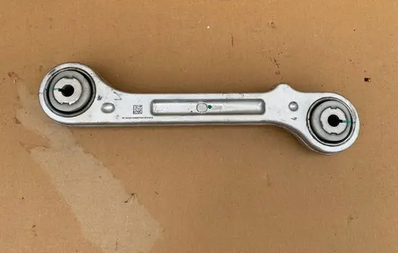 Maserati Levante Rear control arm 6700320160