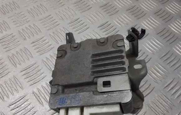 Toyota Yaris Power steering control unit/module 89650-52050
