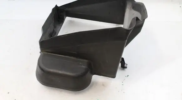 BMW X5M E70 Intercooler air channel guide 7205945 51717205945