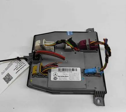Mercedes-Benz E W213 Central body control module A2139014103 A1679021701