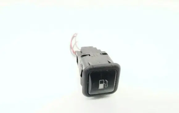 Volkswagen PASSAT B5 Fuel tank opening switch 3B0959833