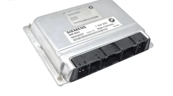 BMW 5 E39 Engine control unit/module 12147501925 7501925 12147500255