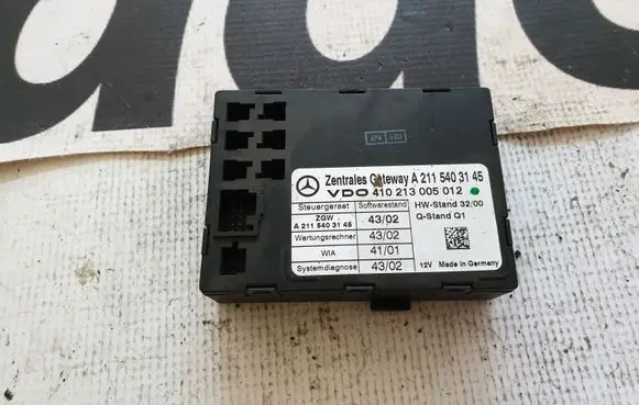 Mercedes-Benz E W211 Door central lock control unit/module A2115403145 2115403145