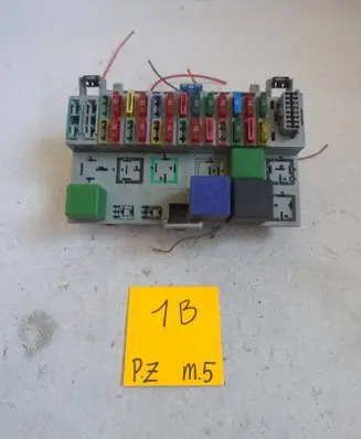 Opel Astra G Fuse box set 90240092